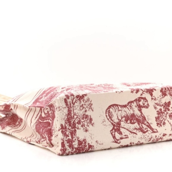 CHRISTIAN DIOR 
Straw Dioriviera Tote Red. Novelty bag/VIp Gift with purchase. - Picture 4 of 8